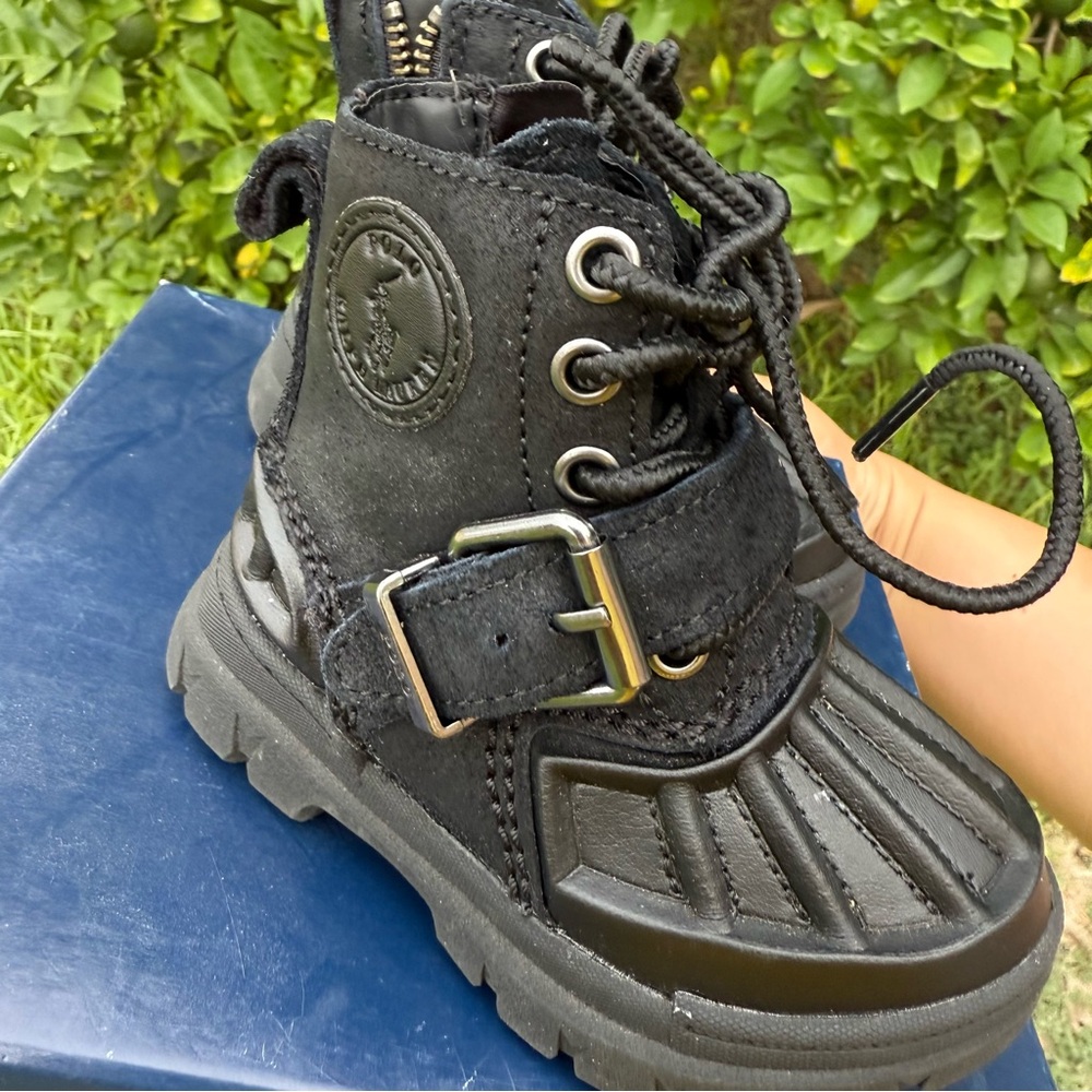 NWT Polo by Ralph Lauren Black Kids Boots with Buckle SIZE 5 - Picture 4 of 5